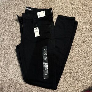 NWT black size 8R Express Skinny Jeans